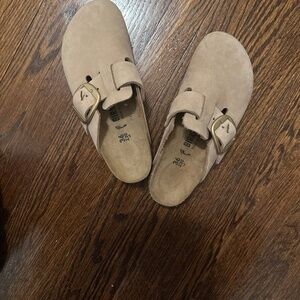 NWT Boston big buckle Birkenstock clog